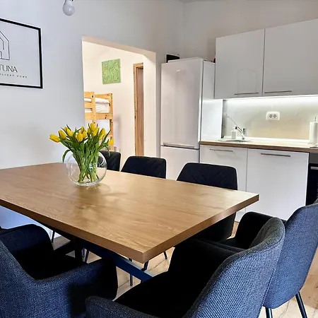 Superior Fortuna Apartment