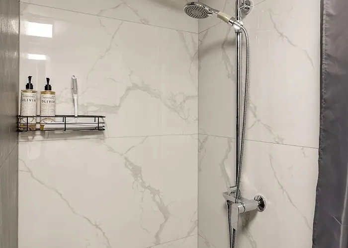 Superior Fortuna Catez ob Savi